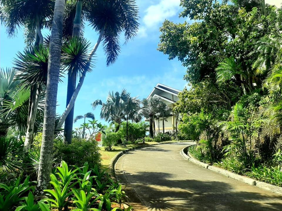 Apartment Unit 306 Alta Vista De Boracay By David *