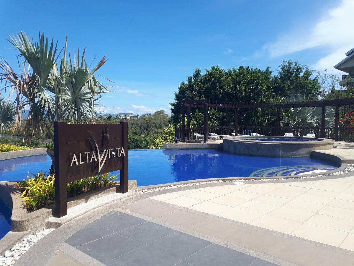 Unit 306 Alta Vista De Boracay By David *